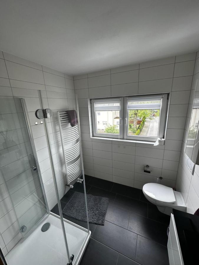 Schoene Ruhige Wohnung In Anliegerstrasse Essen Exteriér fotografie